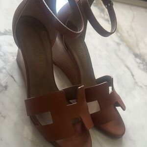 Hermes Tan Wedge Sandals